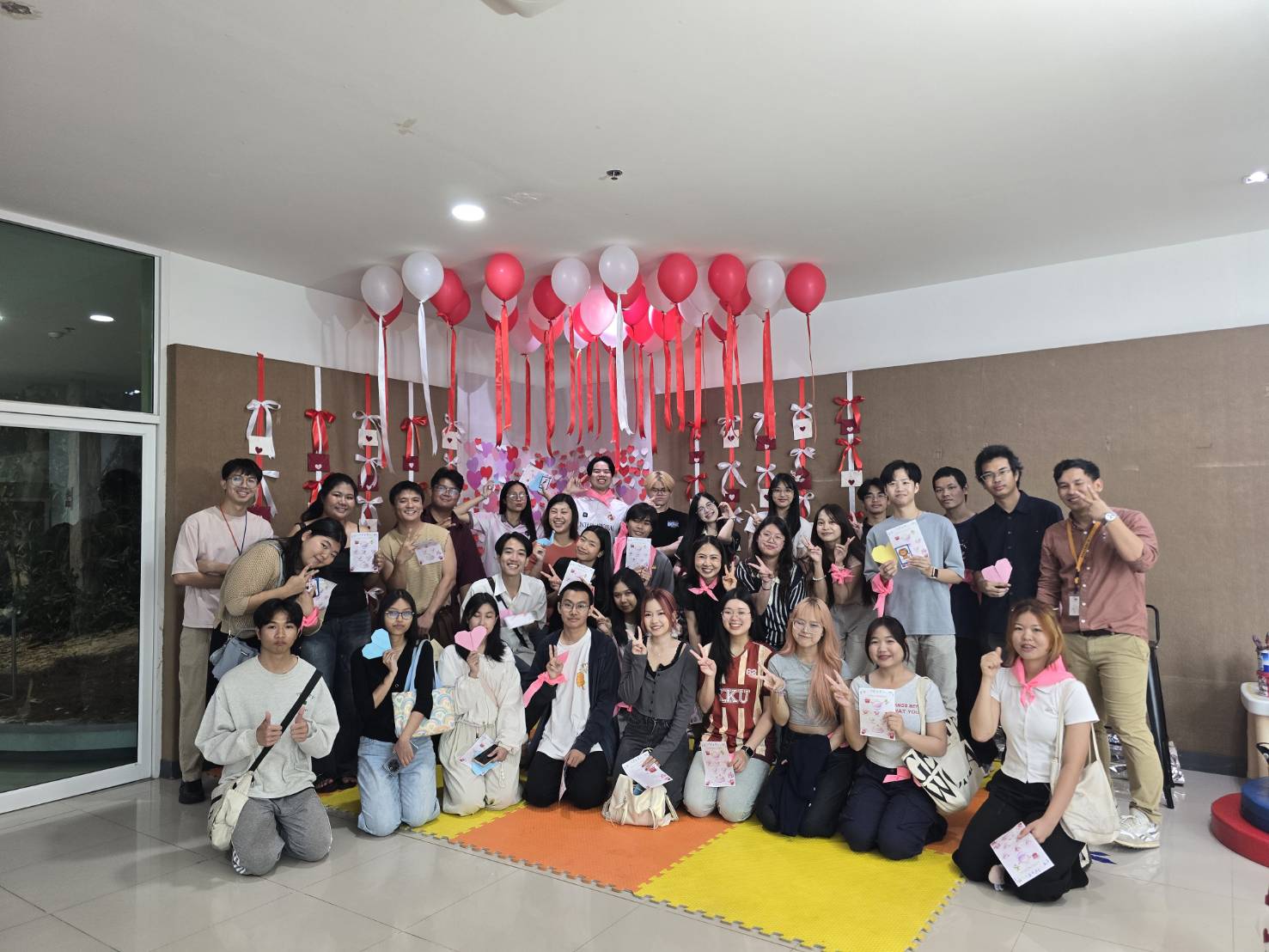 ภาพรวมผู้เข้าร่วมกิจกรรม Science of Love